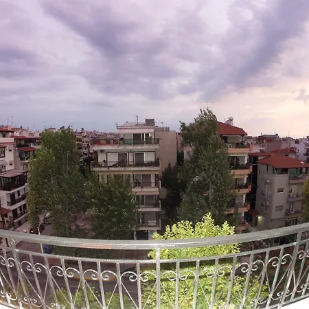 Amazing Loft Skyview Salonicco